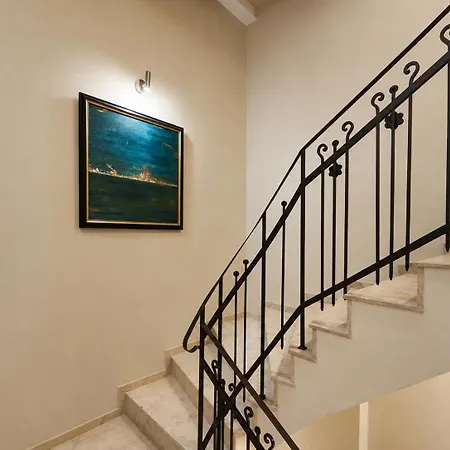 The Ohrid Loft 12 Апартаменти *